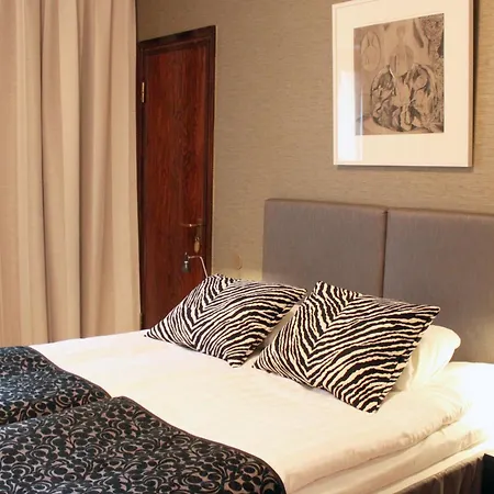 Отель Art Honkahovi 3*